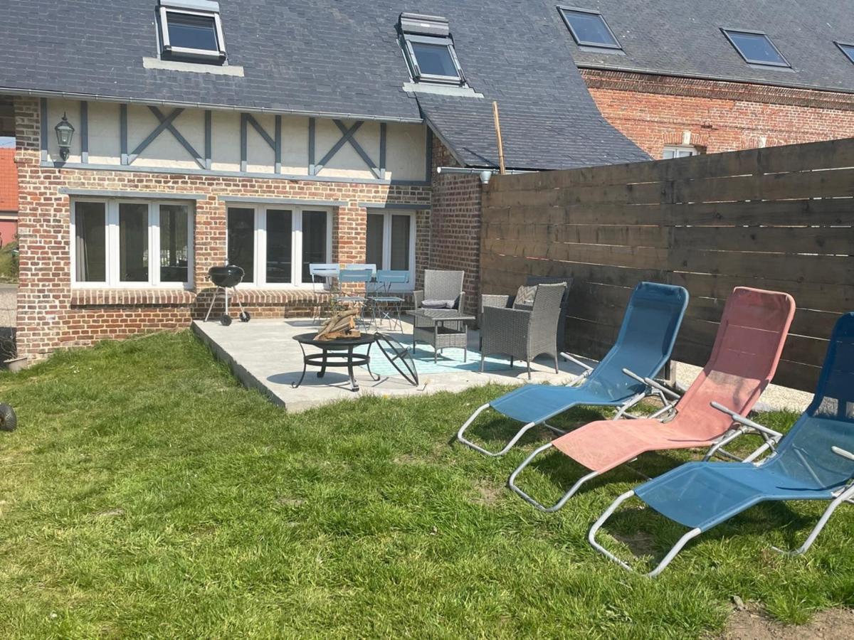 Le Clos Charmaine Auquemesnil Exteriör bild