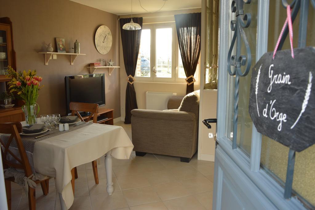Le Clos Charmaine Auquemesnil Exteriör bild
